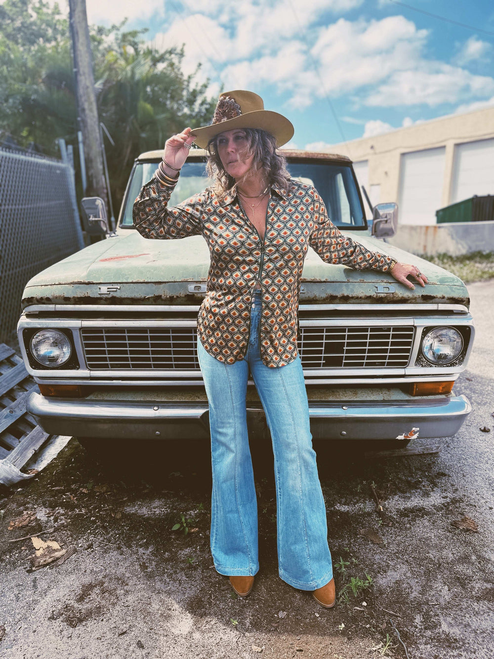 Vagabond Retro Green Tulip Zipper Front Blouse - Lil Bee's Bohemian - Flyclothing LLC
