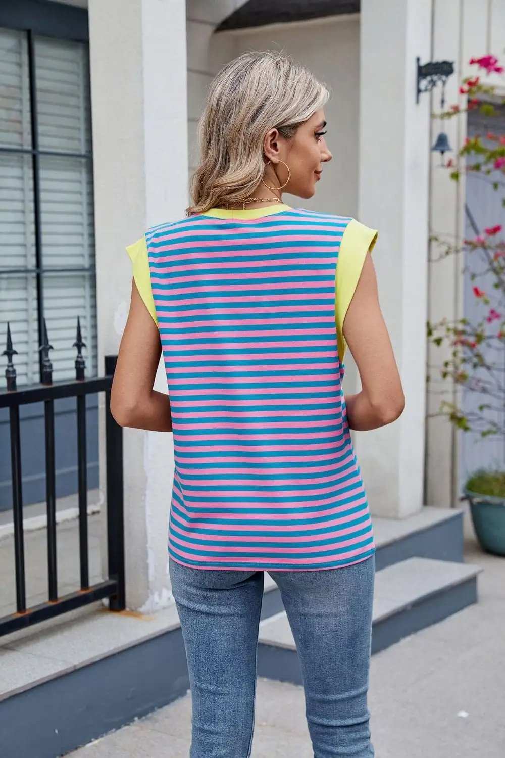 Contrast Striped Round Neck T-Shirt - Trendsi - Flyclothing LLC