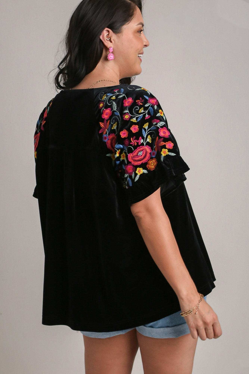 Umgee Full Size Velvet Embroidery Short Sleeve Blouse - Trendsi - Flyclothing LLC