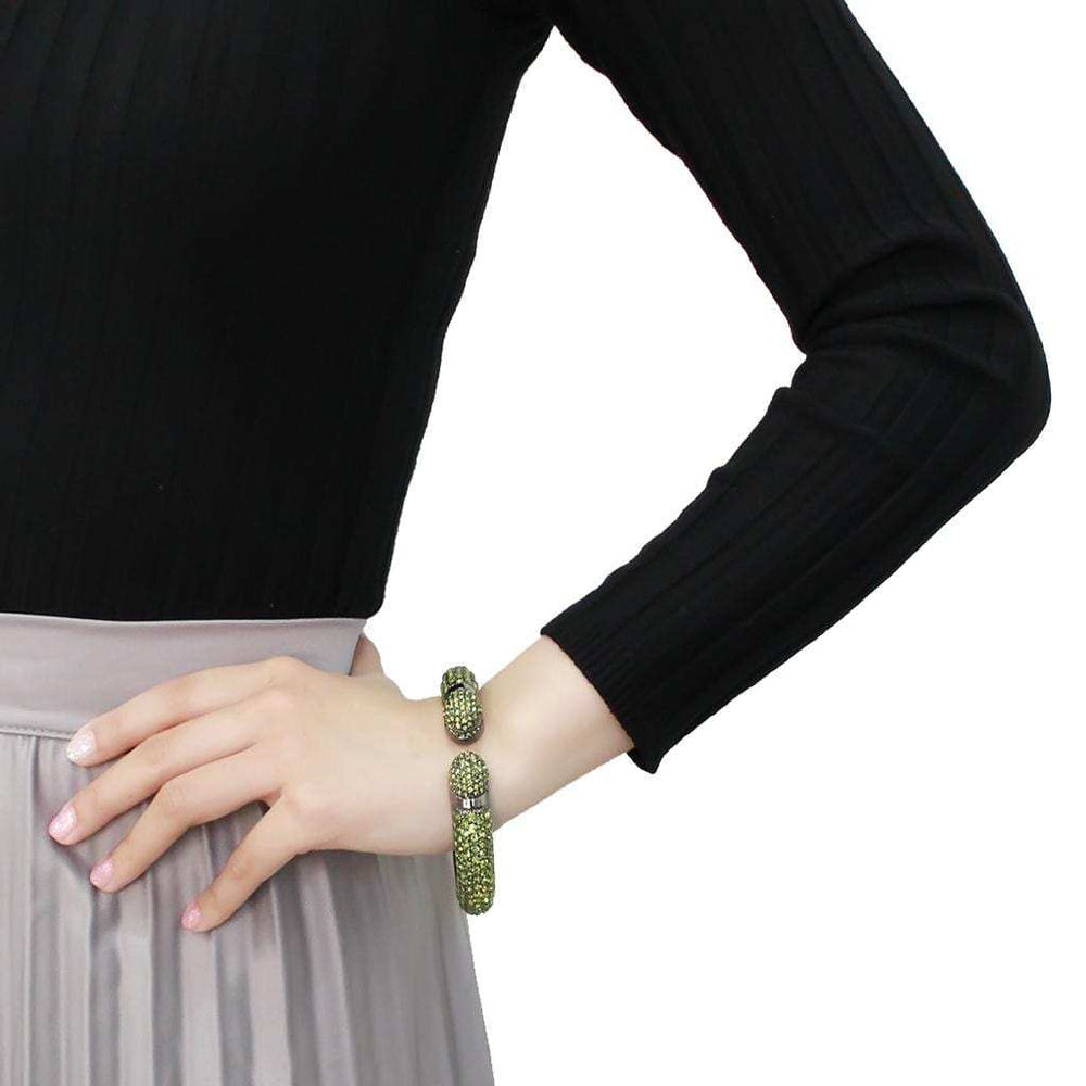 LO4314 - TIN Cobalt Black Brass Bangle with Top Grade Crystal in Peridot - Alamode - Flyclothing LLC