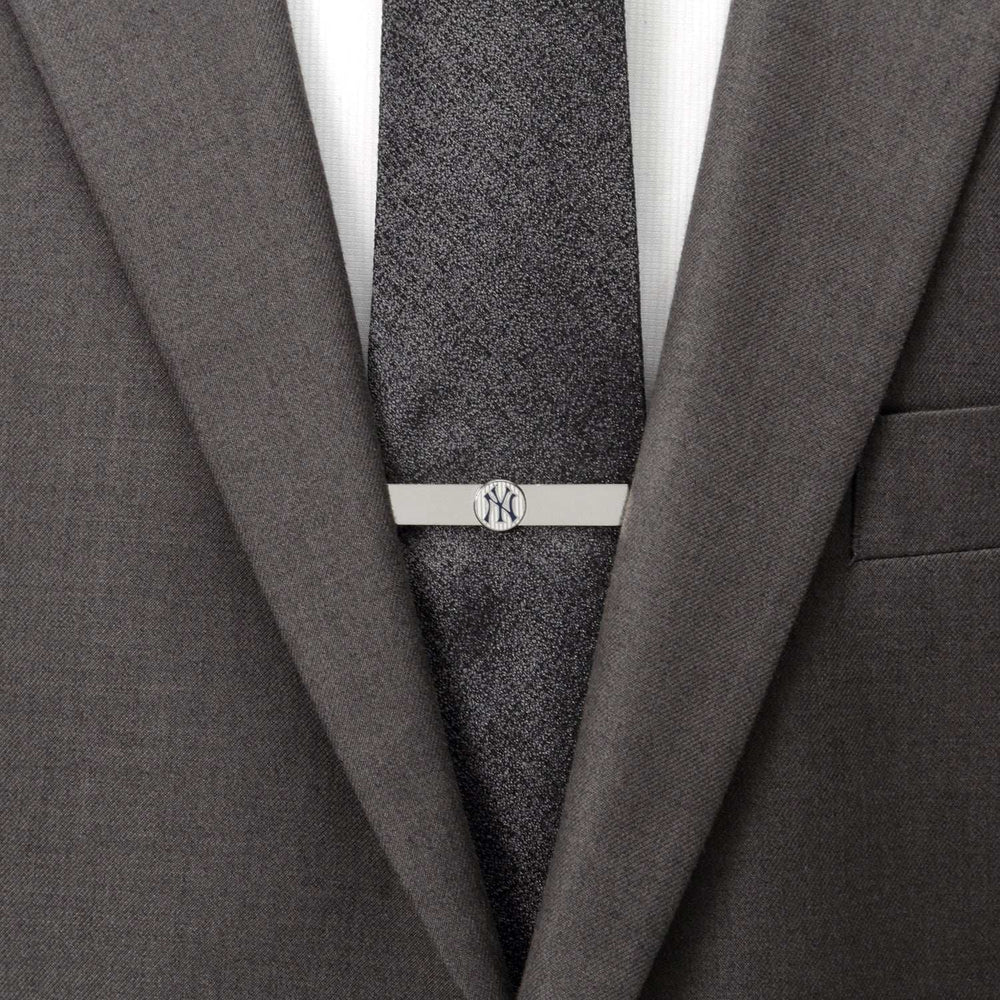 MLB New York Yankees Pinstripe Cufflink and Tie Bar Gift Set - Cufflinks.com - Flyclothing LLC