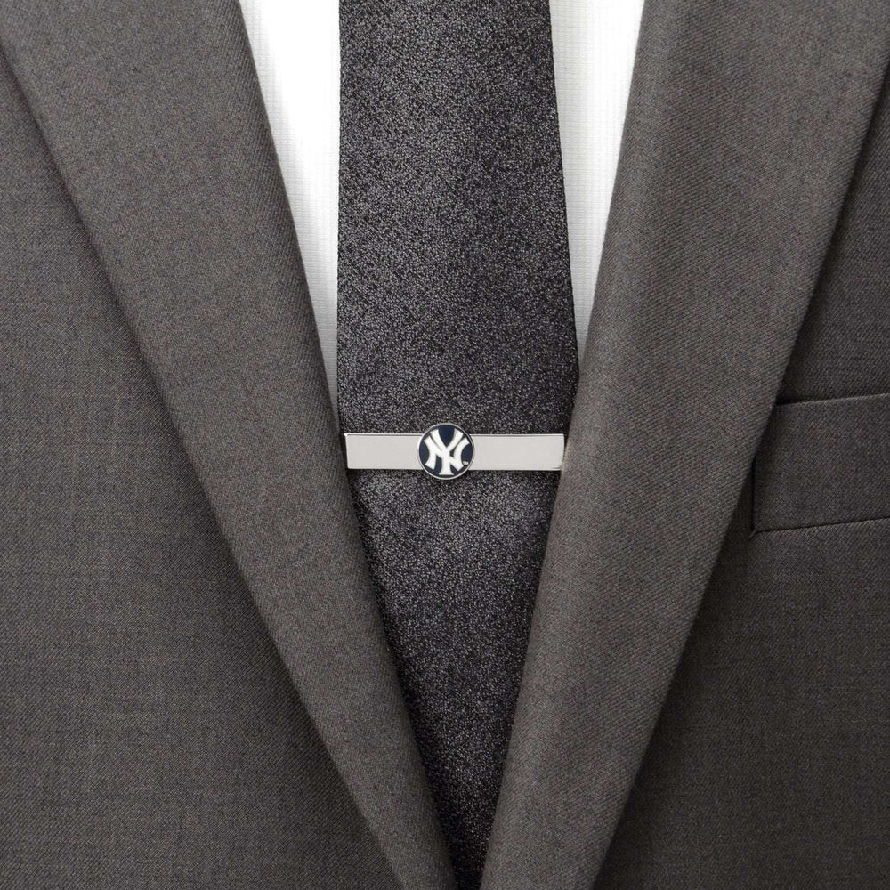 MLB New York Yankees Cufflinks and Tie Bar Gift Set - Cufflinks.com - Flyclothing LLC