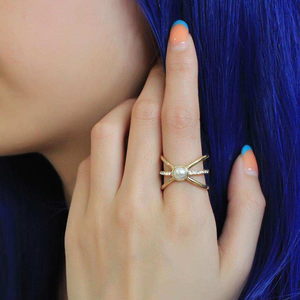 TK3522 - IP Gold(Ion Plating) Stainless Steel Ring with Synthetic Pearl in White - Alamode - Flyclothing LLC