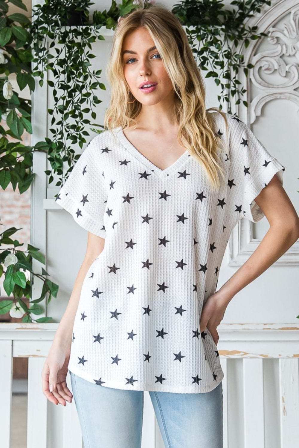 Heimish Full Size Star Print Short Sleeve V-Neck Waffle Knit T-Shirt - Trendsi - Flyclothing LLC