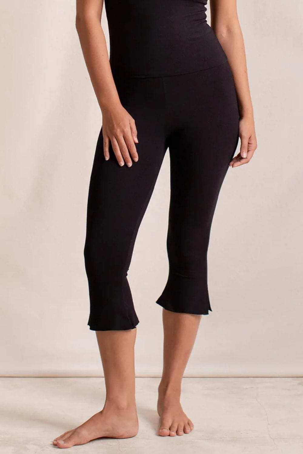 Side Slit Capris Leggings - Trendsi - Flyclothing LLC