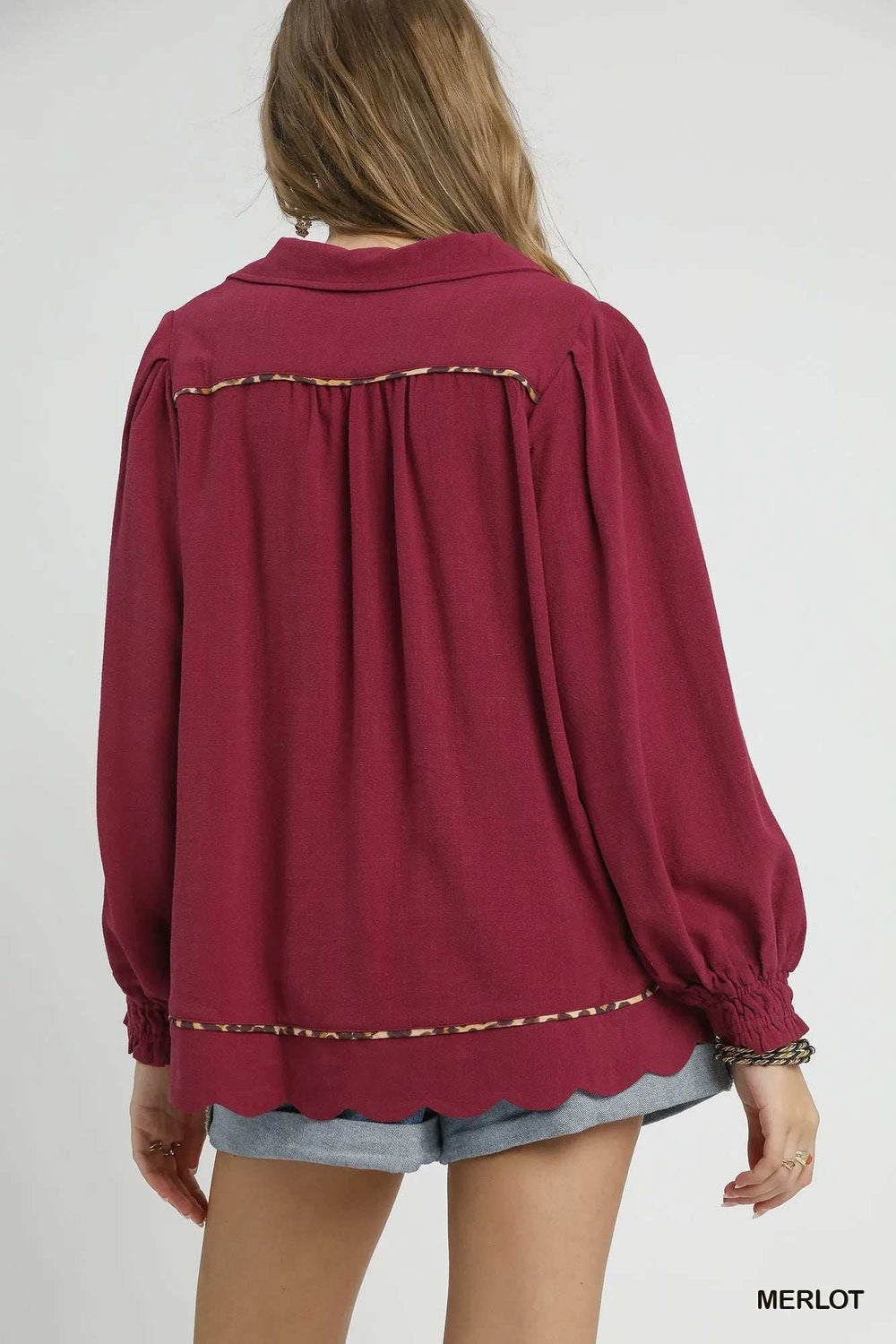 Umgee Full Size Linen Scallop Hem Blouse with Contrast Trim Plus Size - Trendsi - Flyclothing LLC