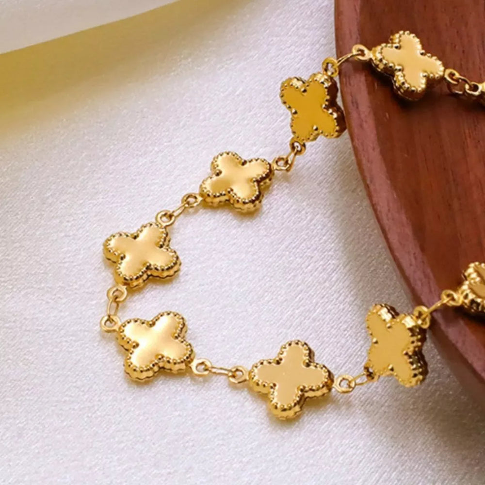 18K Gold-Plated Clover Charm Necklace - Trendsi - Flyclothing LLC
