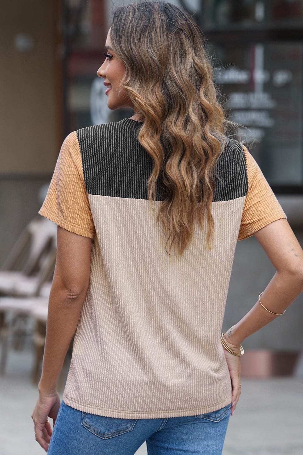 Color Block Round Neck Short Sleeve T-Shirt - Trendsi - Flyclothing LLC