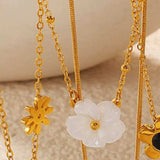 18K Gold-Plated Stainless Steel Flower Pendant Necklace - Trendsi - Flyclothing LLC