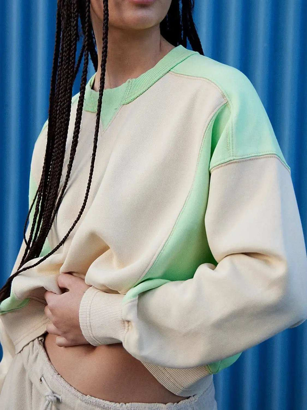 Contrast Round Neck Long Sleeve Sweatshirt - Trendsi - Flyclothing LLC