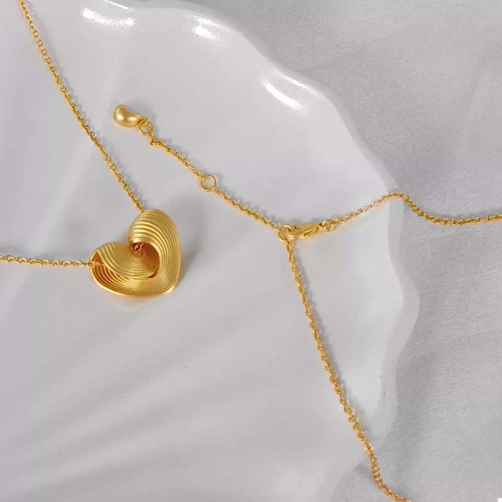 18K Gold-Plated Heart Pendant Necklace - Trendsi - Flyclothing LLC
