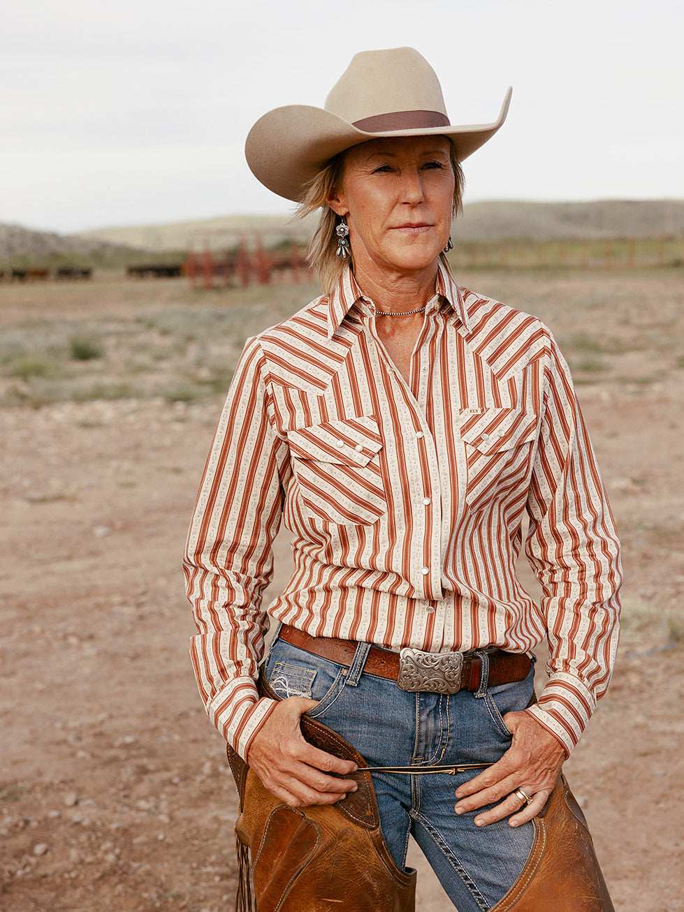 Women's Cowboygirl Ranch Rig Rust Horseshoe Stripe Print Granddaddy Snap Shirt - Ely Cattleman - Flyclothing LLC