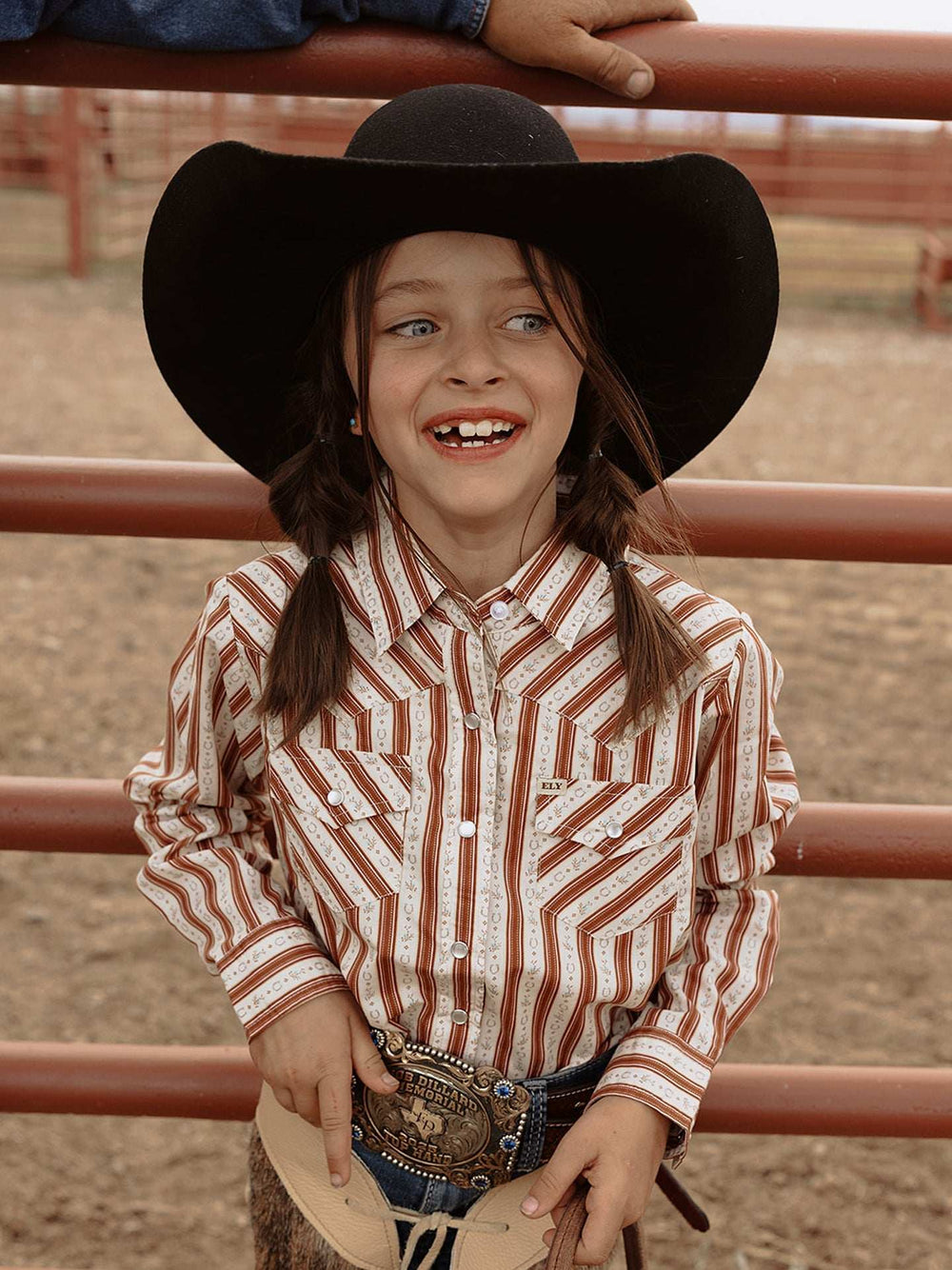 Girl's Cowboygirl Rust Horseshoe Stripe Print Granddaddy Western Snap Shirt - Ely Cattleman - Flyclothing LLC