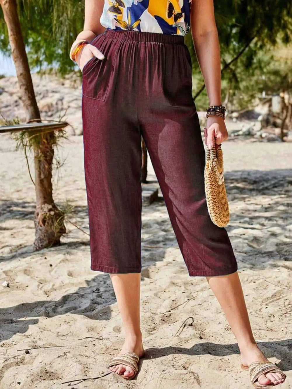 Pocketed Elastic Waist Capris - Trendsi - Flyclothing LLC