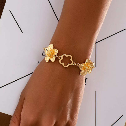 18K Gold-Plated Flower Bracelet - Trendsi - Flyclothing LLC