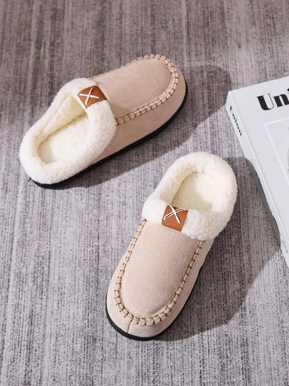 Contrast Round Toe Flat Slippers - Trendsi - Flyclothing LLC