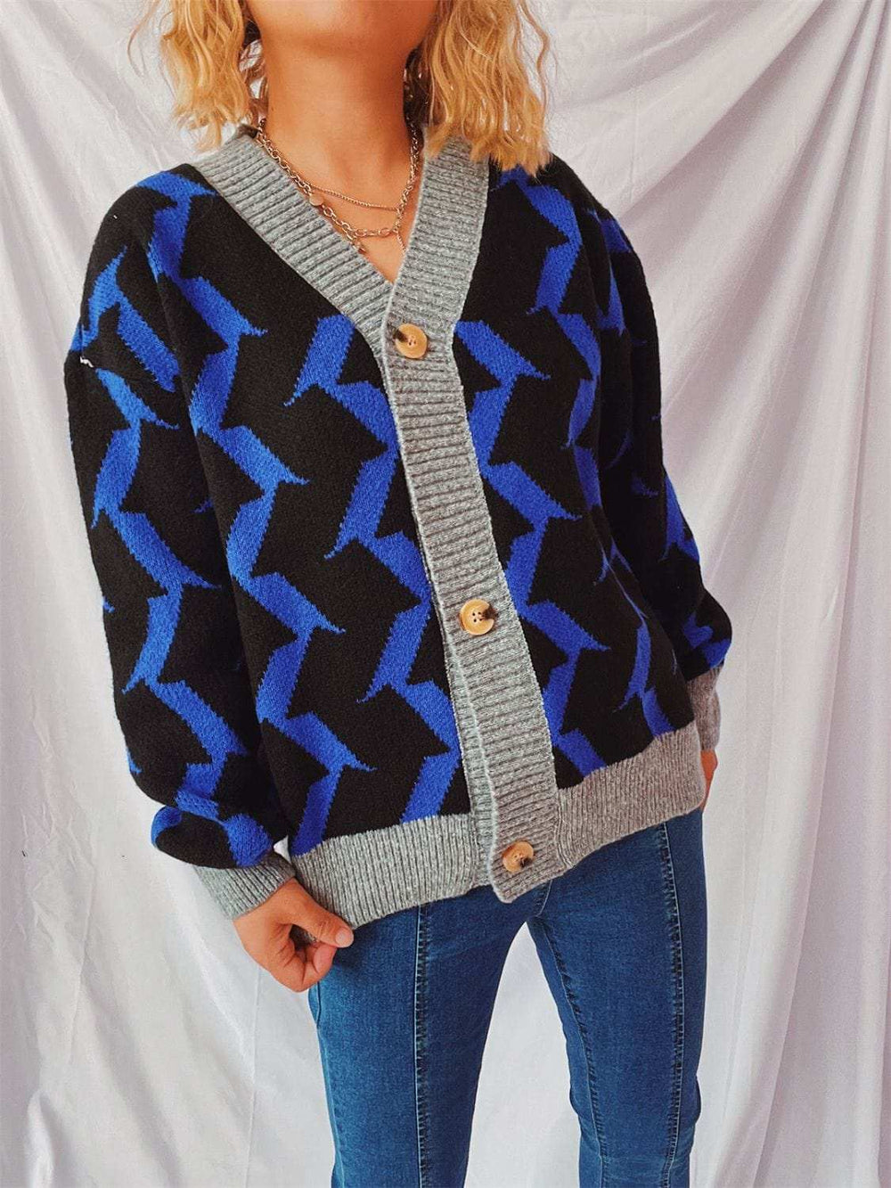 Contrast Trim Geometric V-Neck Long Sleeve Cardigan - Trendsi - Flyclothing LLC