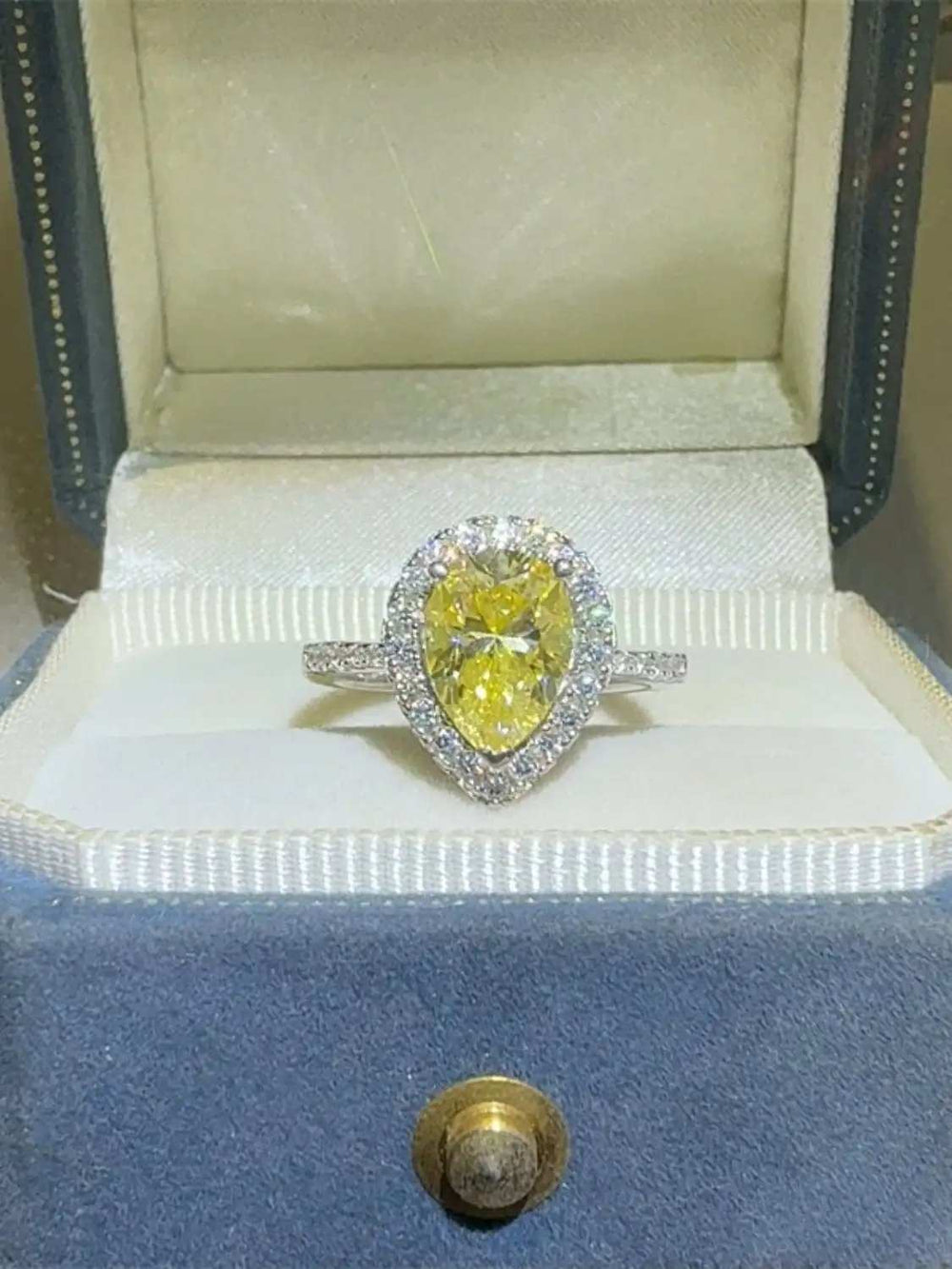 2 Carat Moissanite 925 Sterling Silver Teardrop Shape Ring - Trendsi - Flyclothing LLC