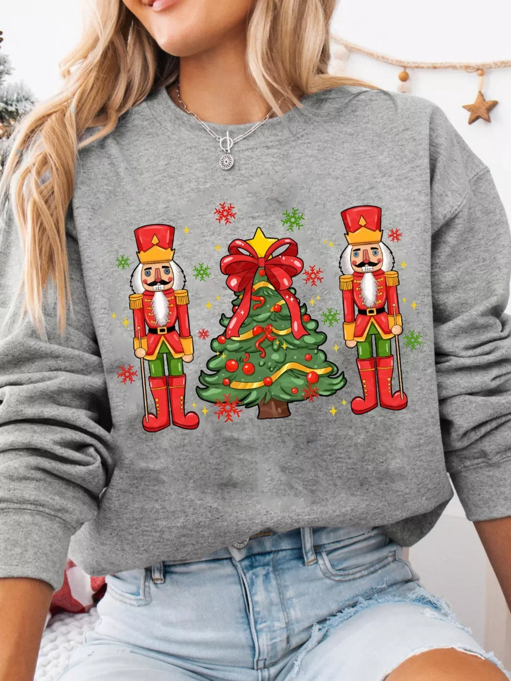 Christmas Nutcracker Men Guard Graphic Pullover Sweatshirt - Trendsi - Flyclothing LLC