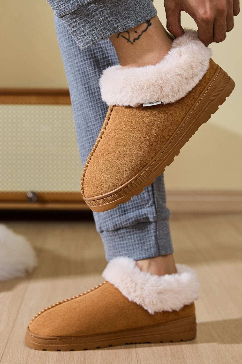 Faux Fur Round Toe Platform Slippers - Trendsi - Flyclothing LLC