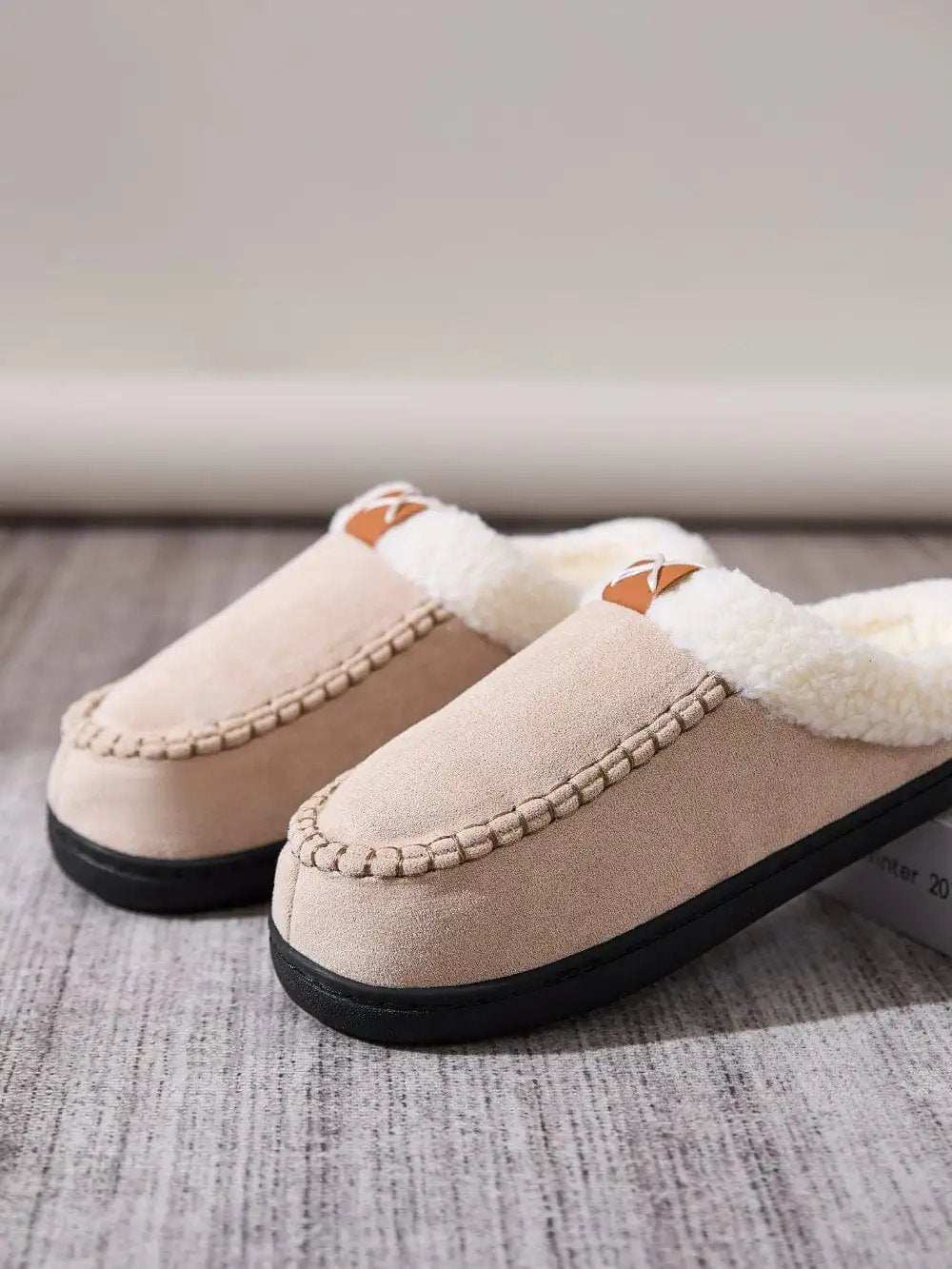 Contrast Round Toe Flat Slippers - Trendsi - Flyclothing LLC