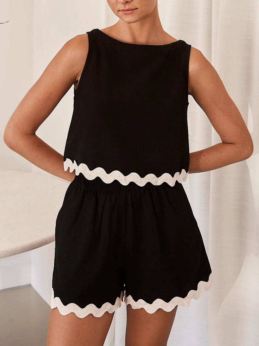 Contrast Trim Round Neck Top and Shorts Set - Trendsi - Flyclothing LLC