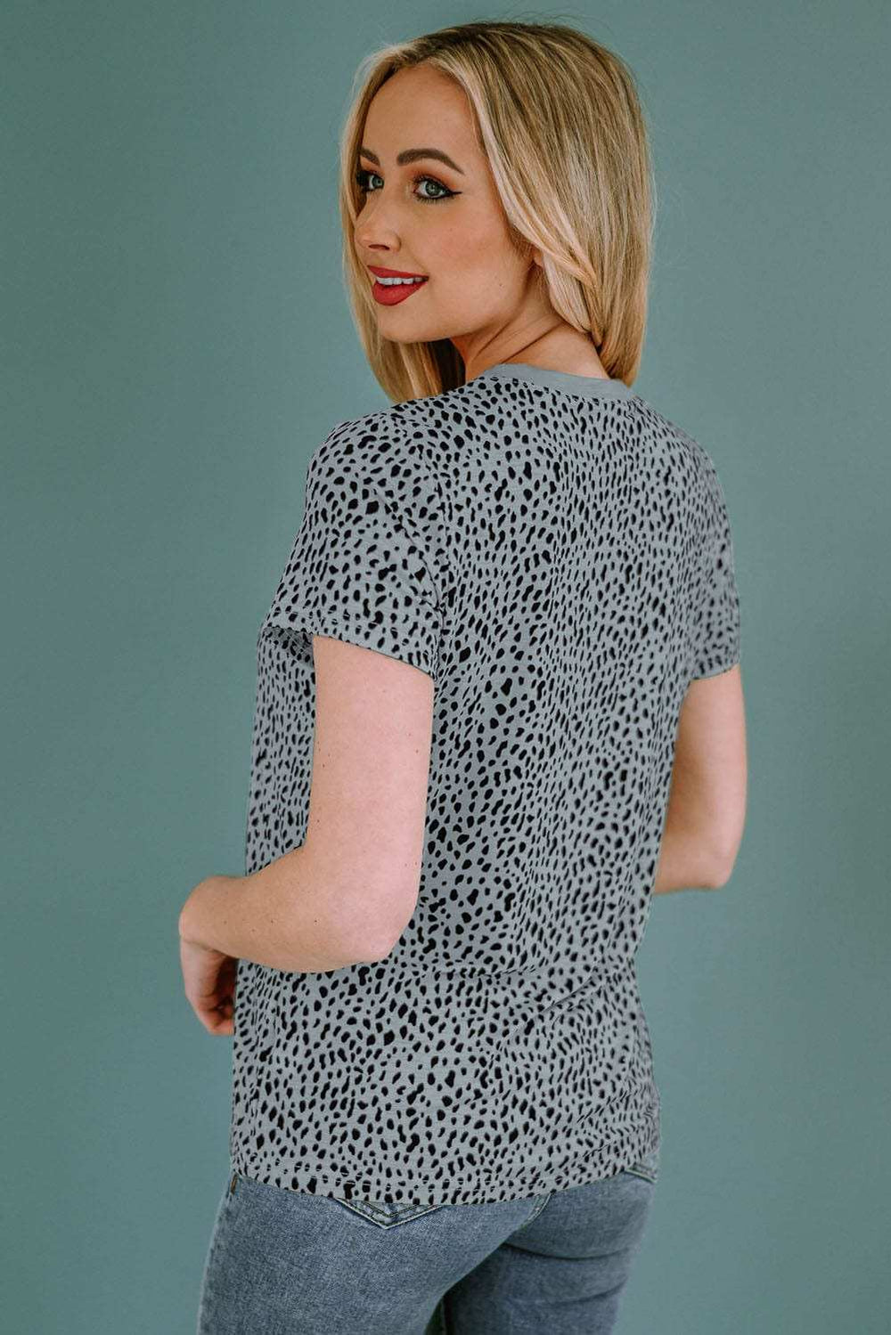 Animal Print Round Neck Short Sleeve T-Shirt - Trendsi - Flyclothing LLC