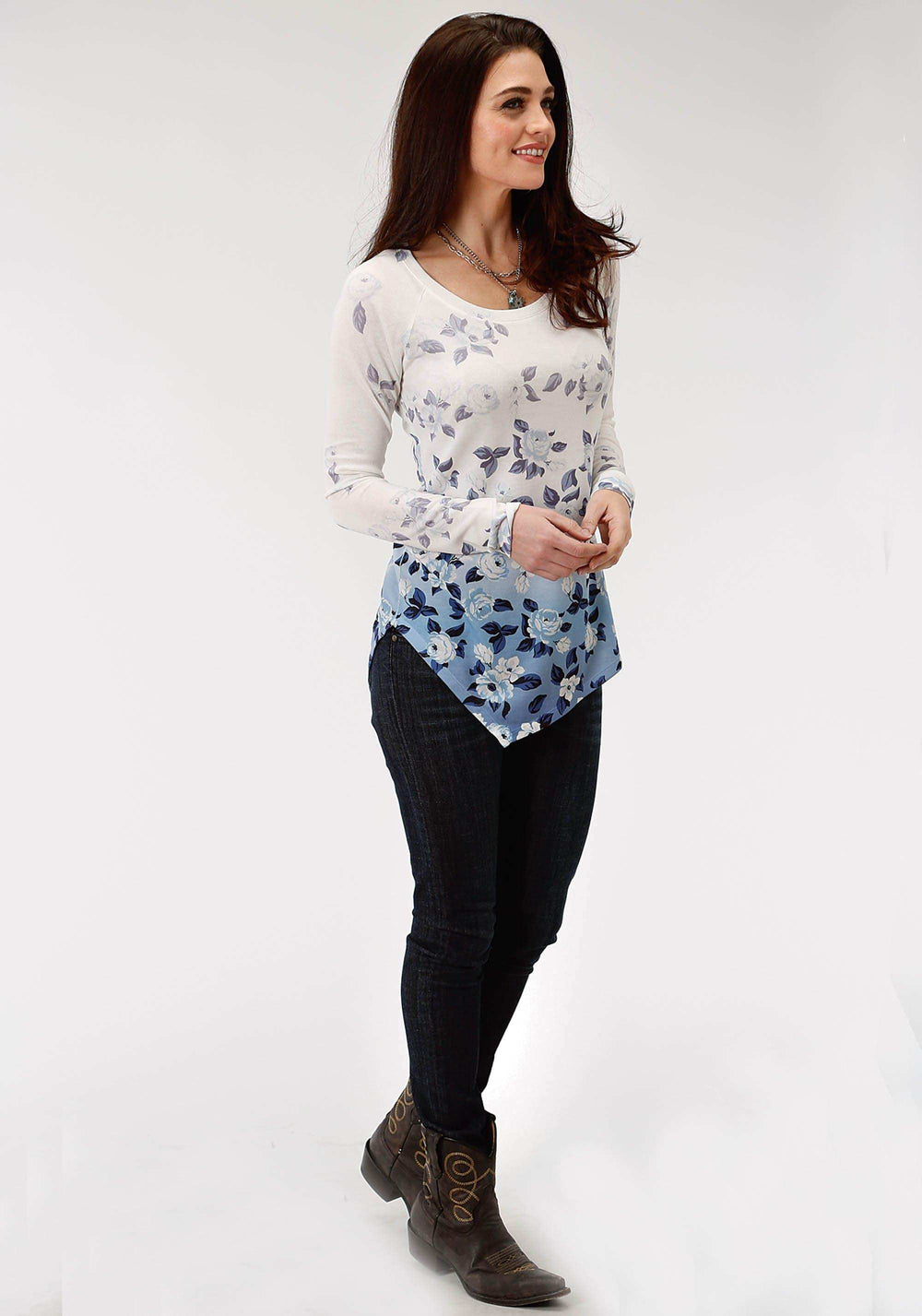 Roper Womens White And Blue Floral Print Long Sleeve Knit Top - Roper - Flyclothing LLC