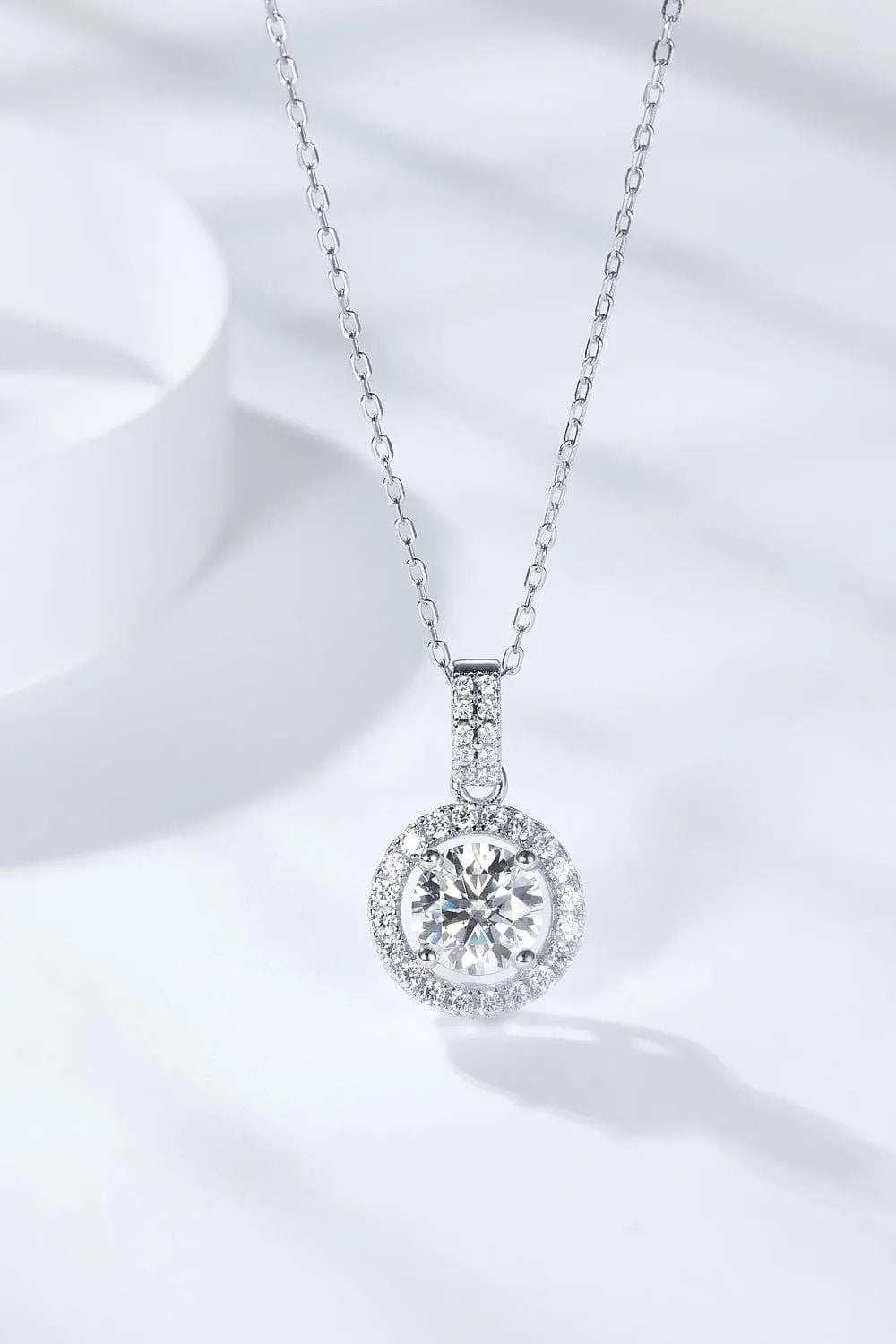 2 Carat Moissanite Round Pendant Necklace - Trendsi - Flyclothing LLC