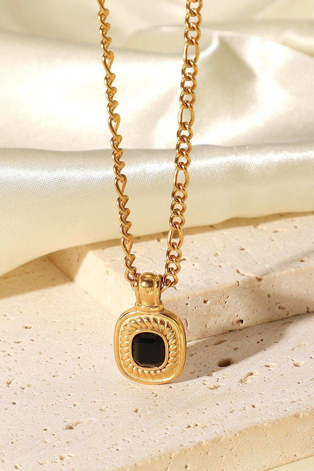 18K Gold Plated Inlaid Rhinestone Pendant Necklace - Trendsi - Flyclothing LLC