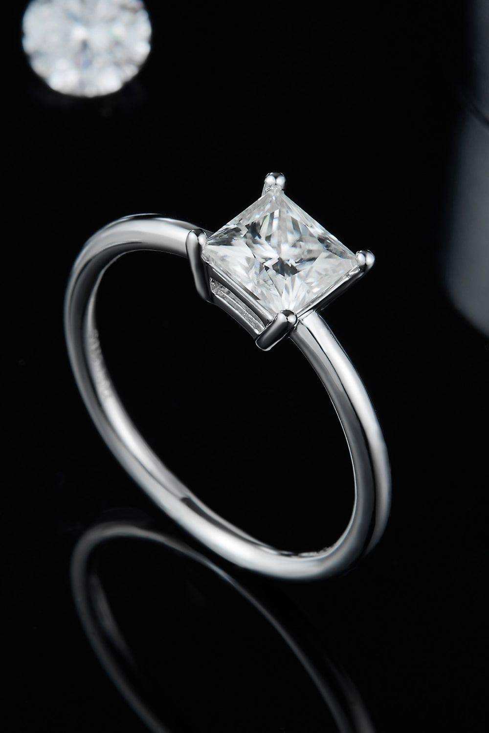 1 Carat Moissanite 925 Sterling Silver Solitaire Ring - Trendsi - Flyclothing LLC