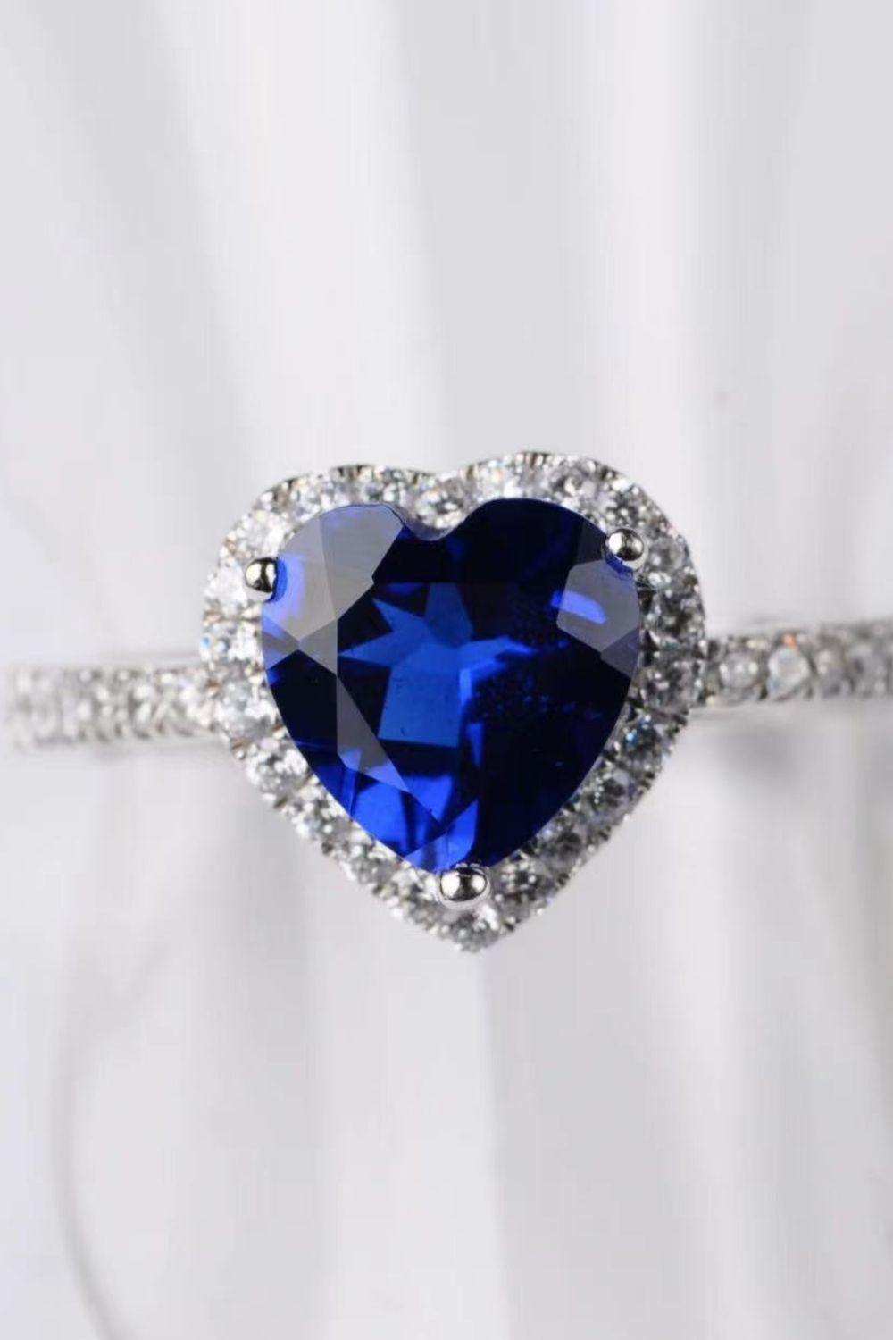 2 Carat Moissanite Heart-Shaped Side Stone Ring - Trendsi - Flyclothing LLC