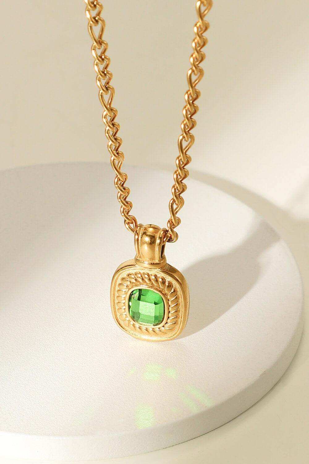 18K Gold Plated Inlaid Rhinestone Pendant Necklace - Trendsi - Flyclothing LLC
