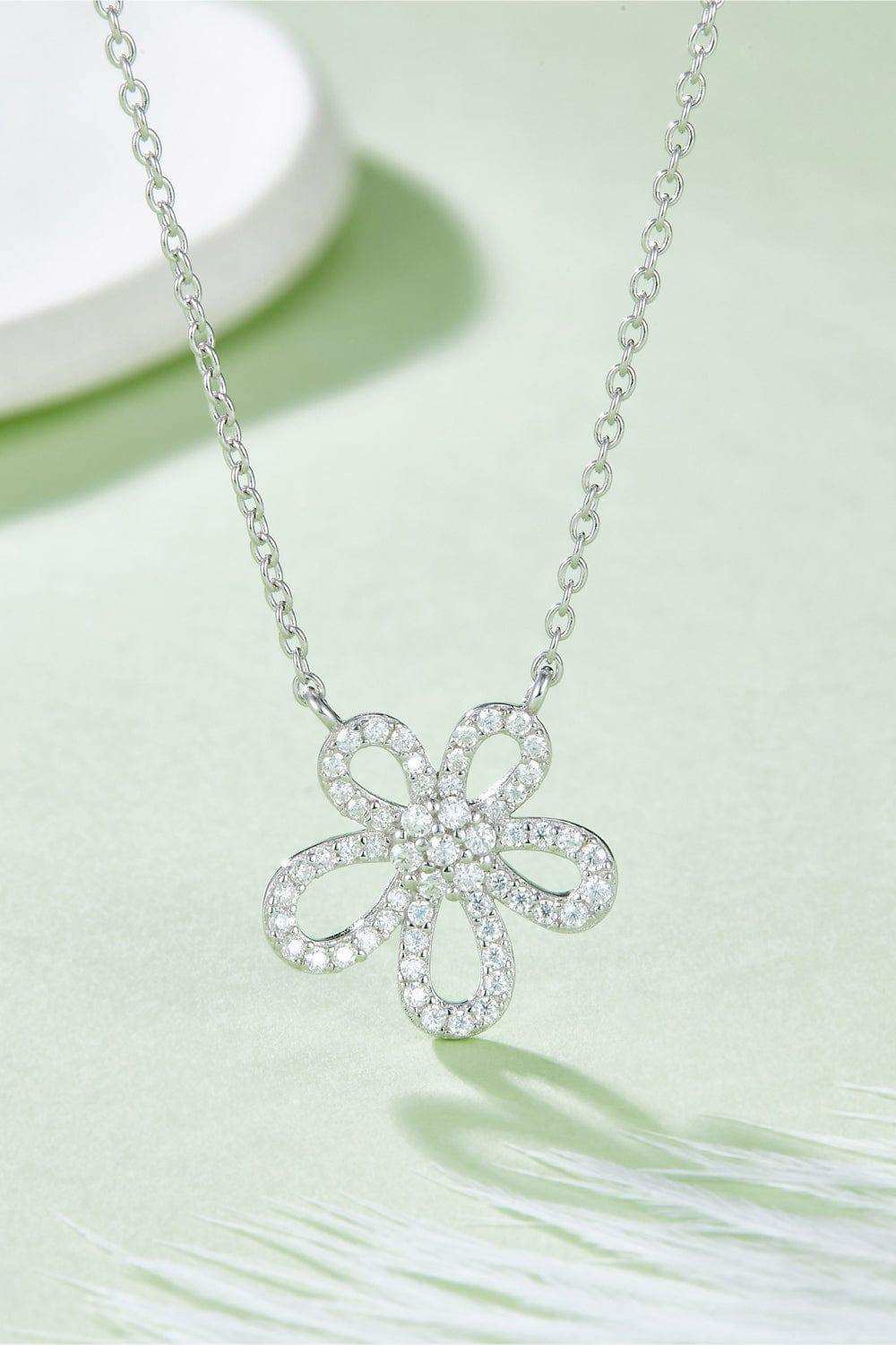 Moissanite Flower Pendant 925 Sterling Silver Necklace - Trendsi - Flyclothing LLC