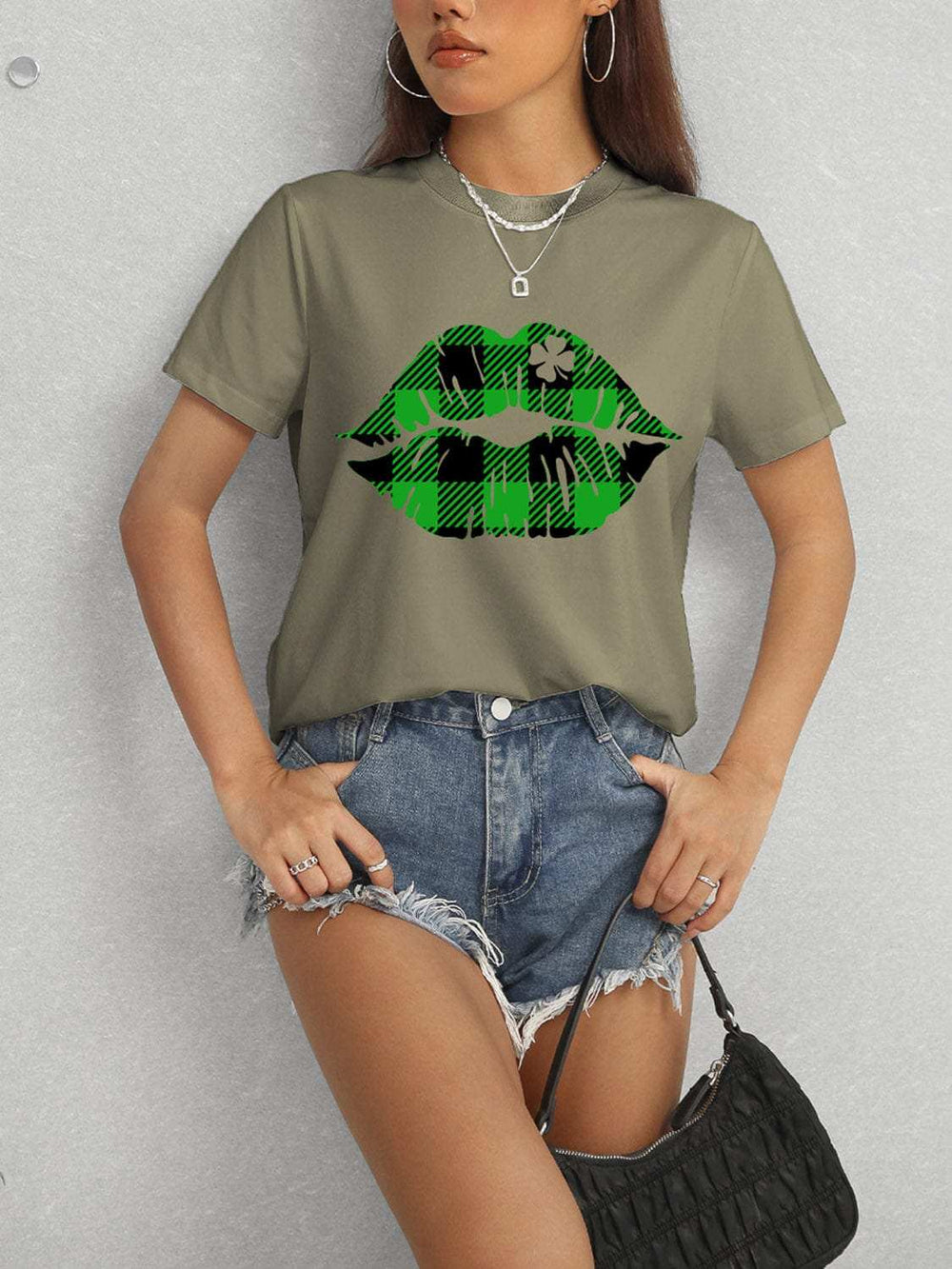 Plaid Lip Graphic Round Neck T-Shirt - Trendsi - Flyclothing LLC