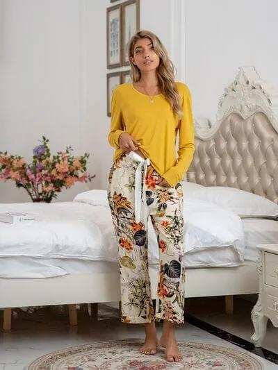 Round Neck Top and Printed Pants Lounge Set - Trendsi - Flyclothing LLC