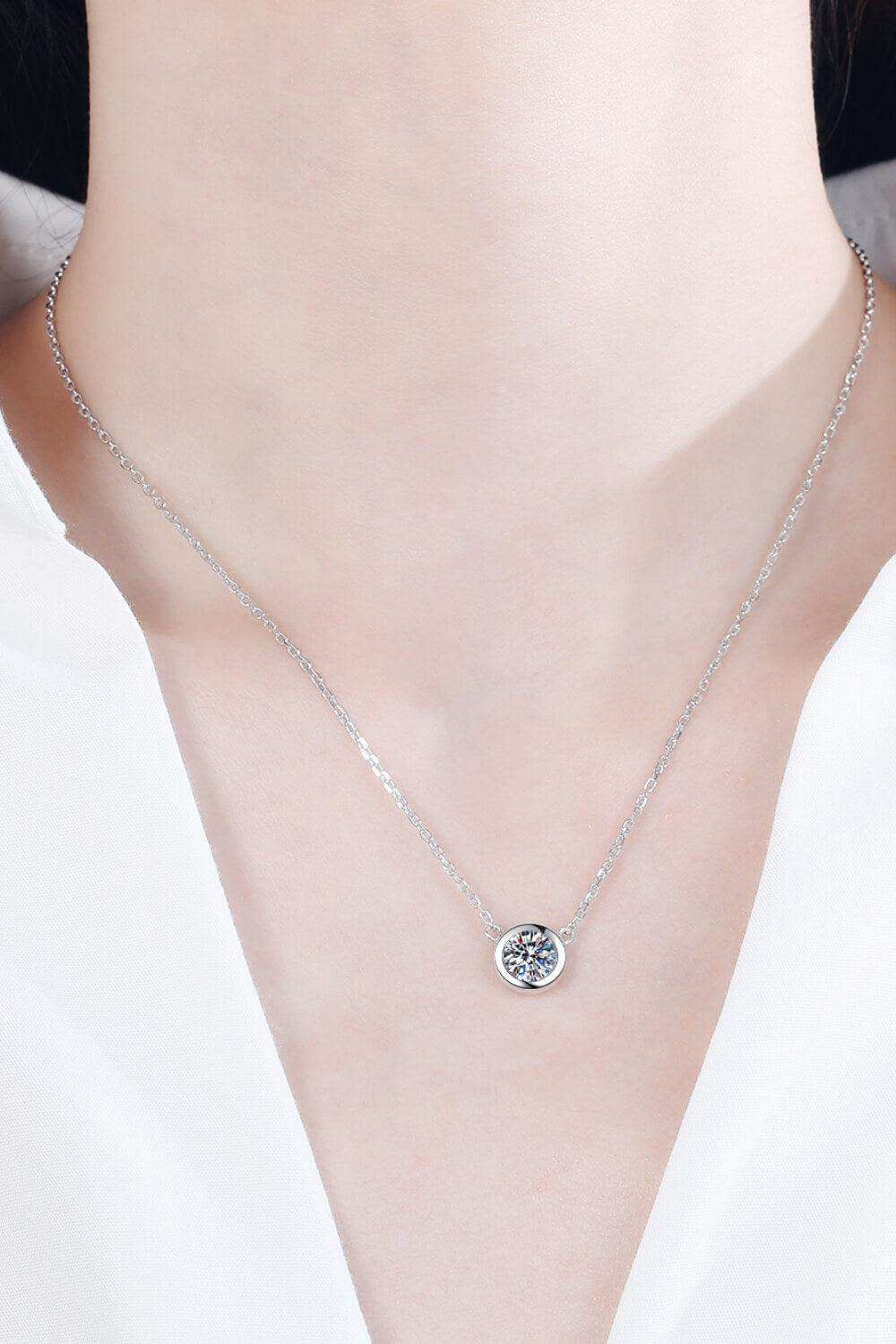 Moissanite Round Pendant Chain Necklace - Trendsi - Flyclothing LLC
