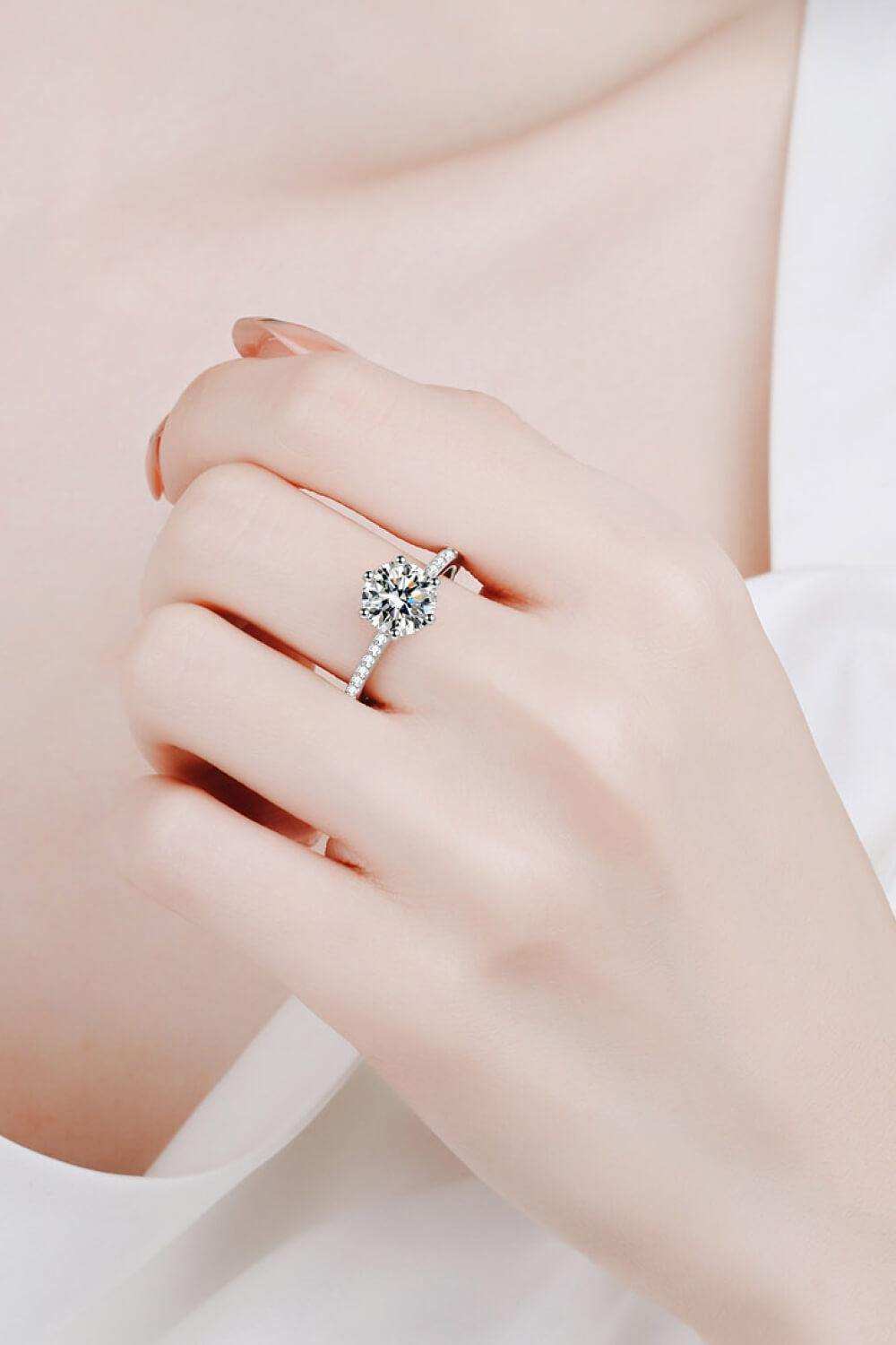925 Sterling Silver 2 Carat Moissanite Ring - Trendsi - Flyclothing LLC