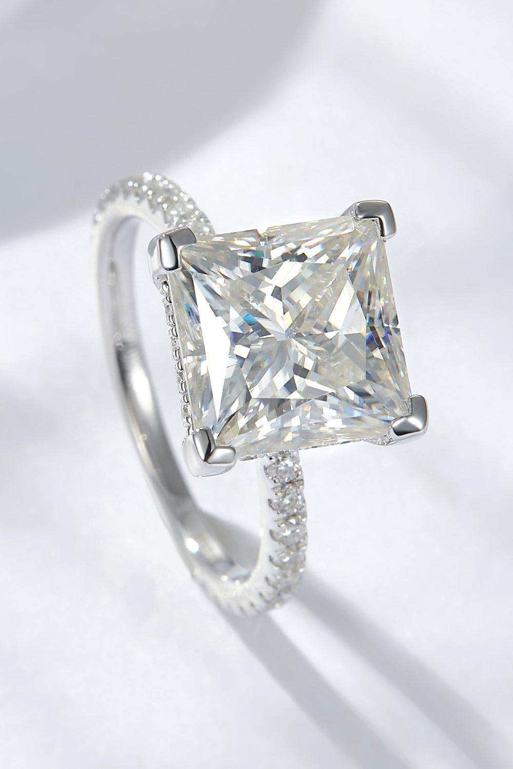 5.52 Carat Moissanite Side Stone Ring - Trendsi - Flyclothing LLC
