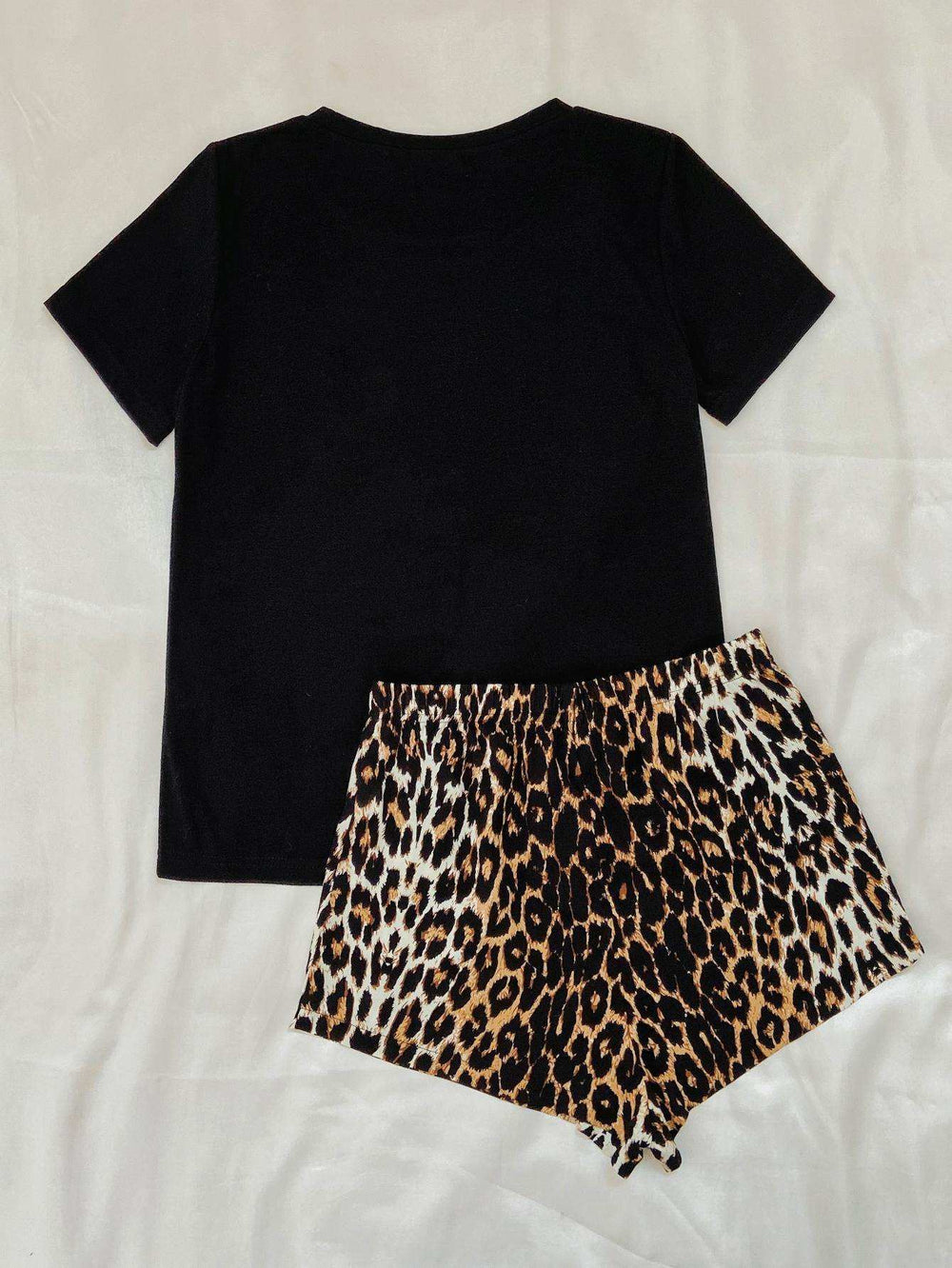 Leopard Lip Graphic Top and Shorts Lounge Set - Trendsi - Flyclothing LLC