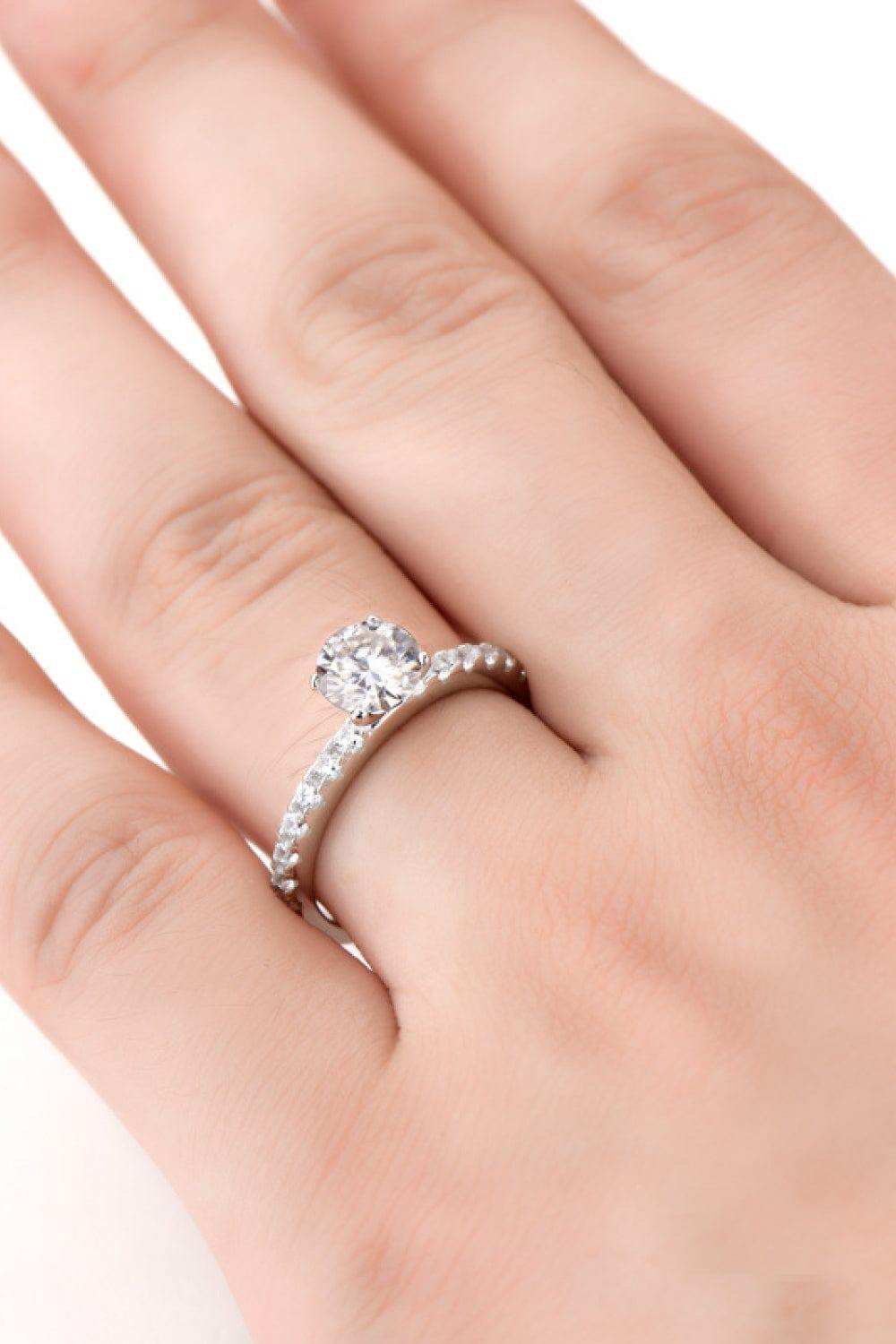 Moissanite Platinum-Plated Side Stone Ring - Trendsi - Flyclothing LLC