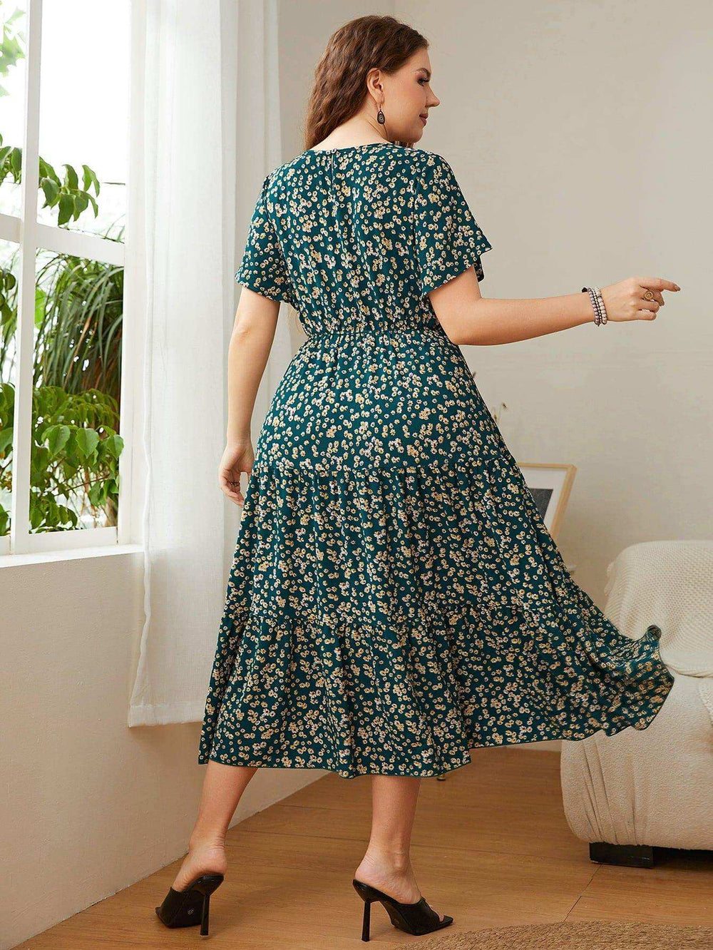 Plus Size Floral Round Neck Short Sleeve Midi Dress - Trendsi - Flyclothing LLC