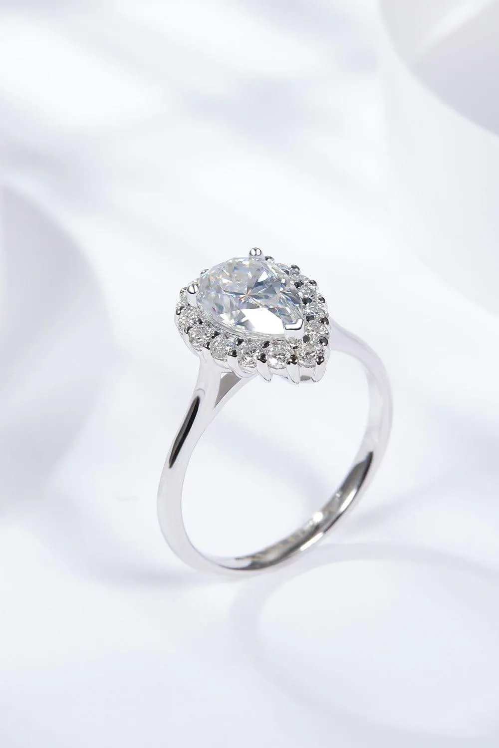 1.5 Carat Moissanite Teardrop Ring - Trendsi - Flyclothing LLC