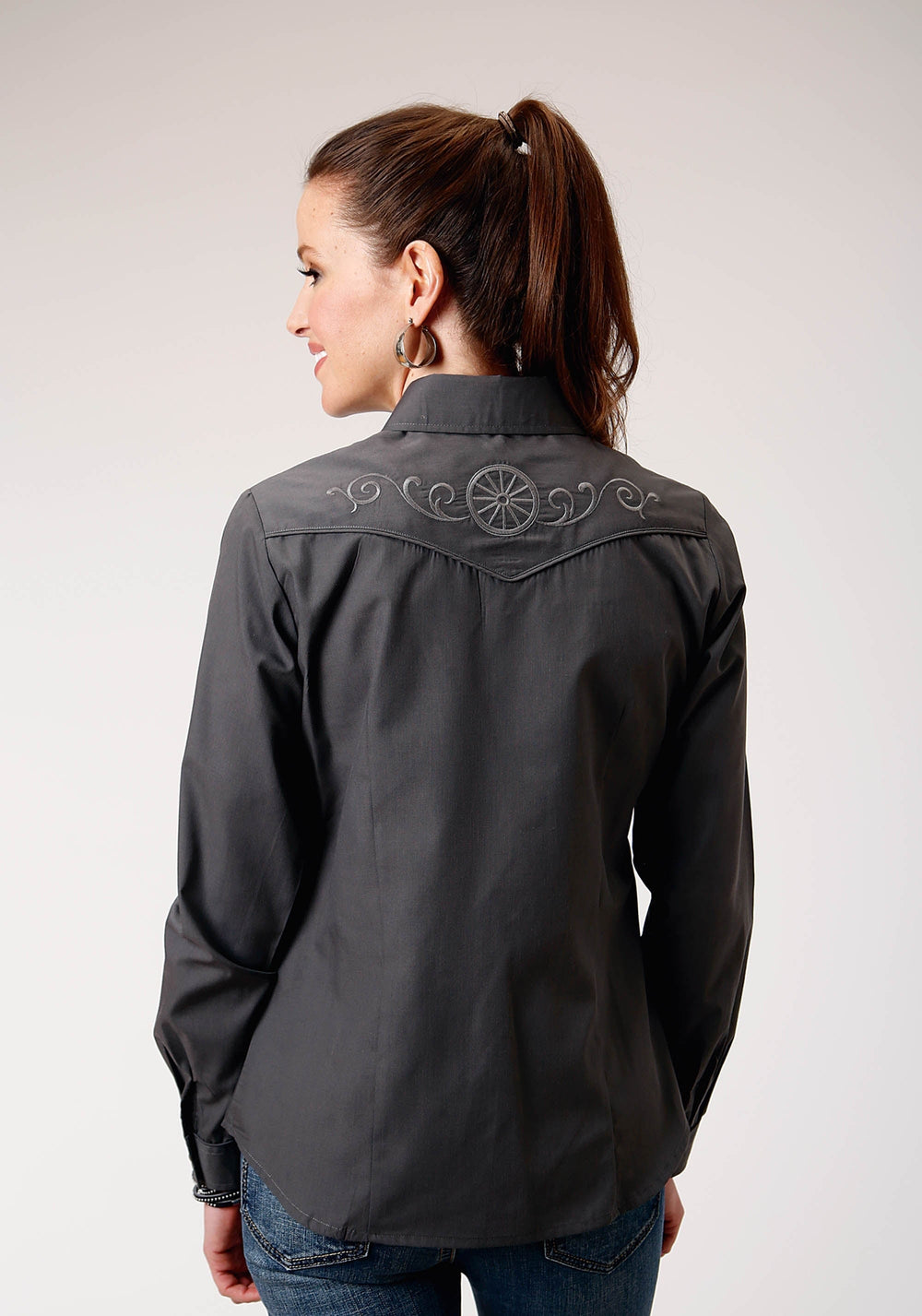 Roper Womens Long Sleeve Snap Dark Charcoal Grey Broadcloth Western Shirt With Self Piping And Embroidery On Yokes - Roper