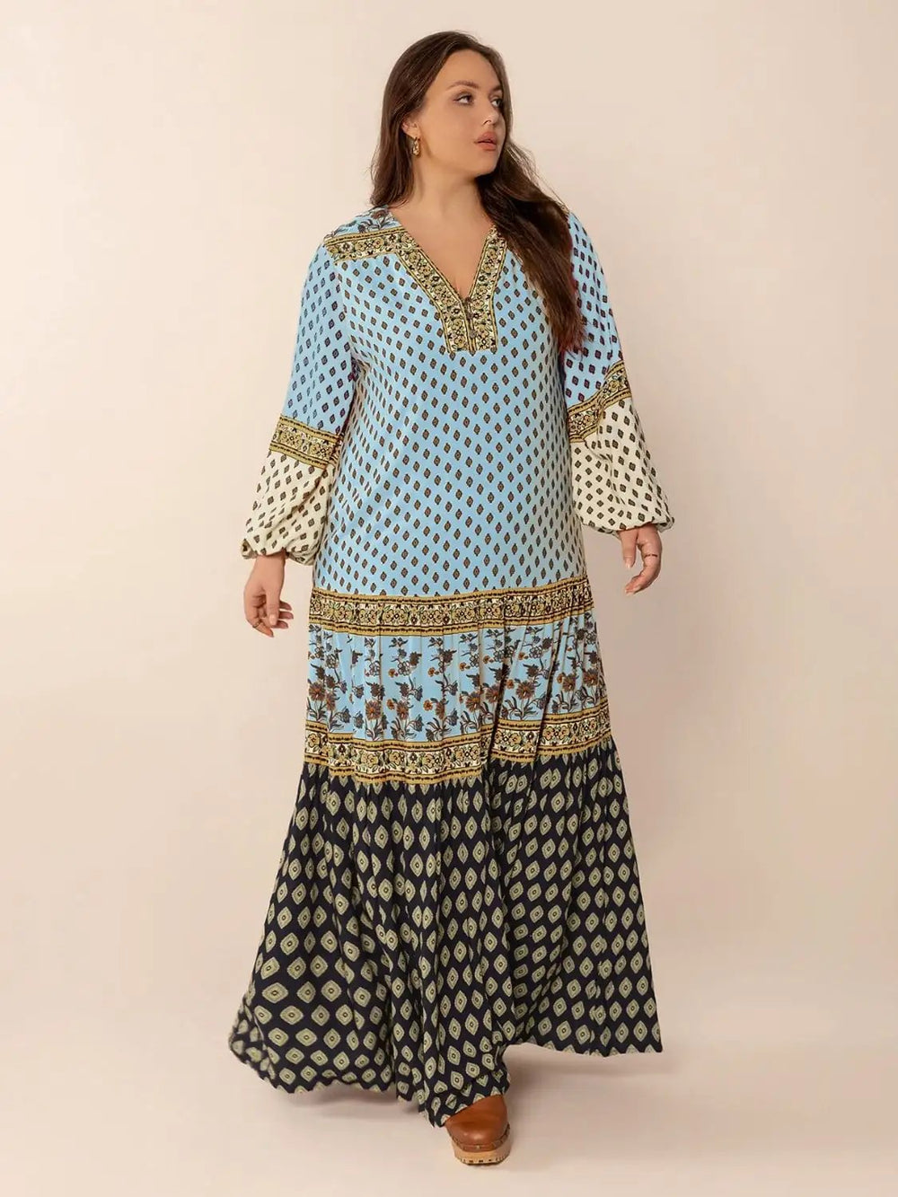 Plus Size Printed V-Neck Balloon Sleeve Maxi Dress - Trendsi