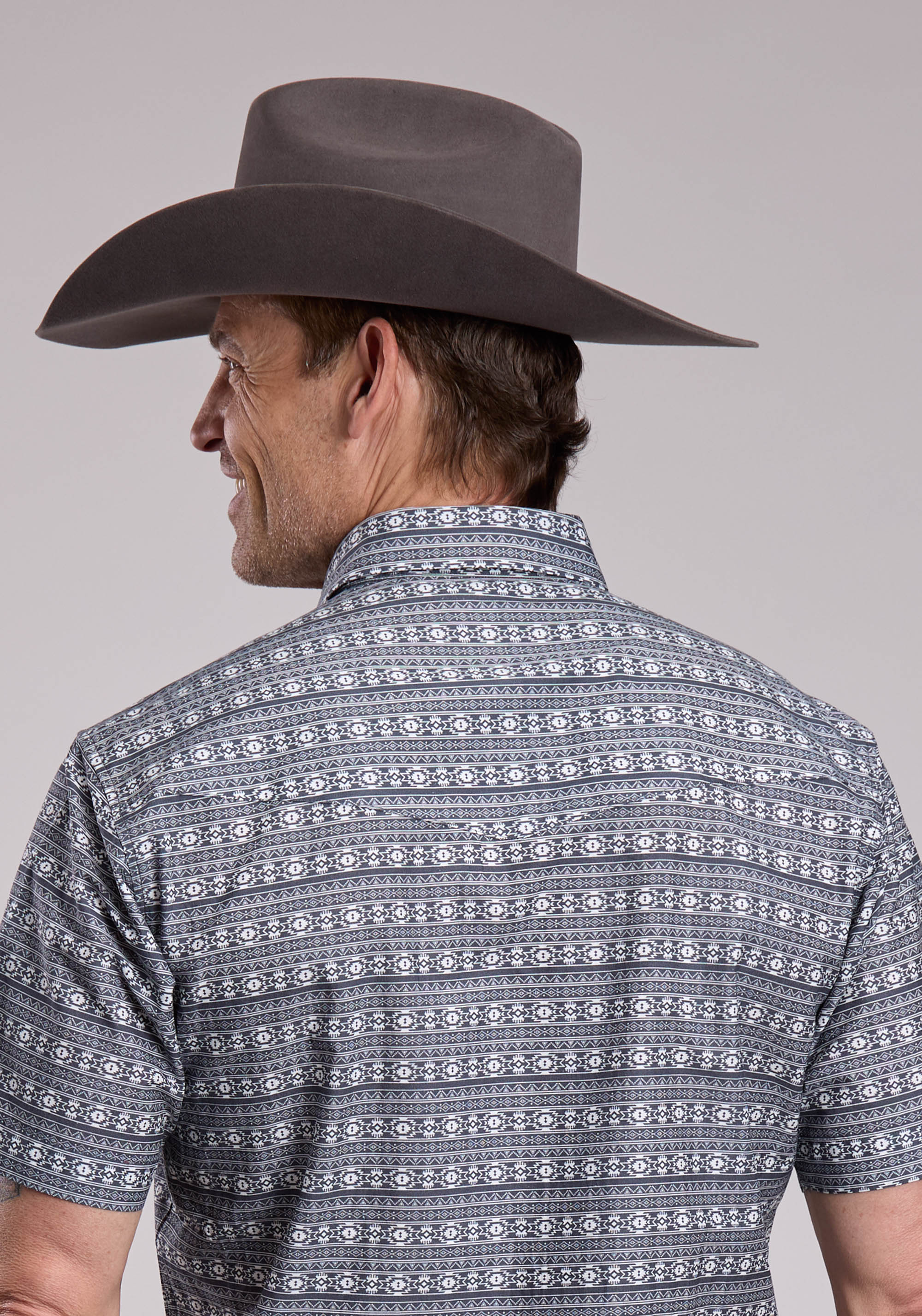 Mens Roper Horizontal Aztec Blanket Print Short Sleeve Snap Shirt