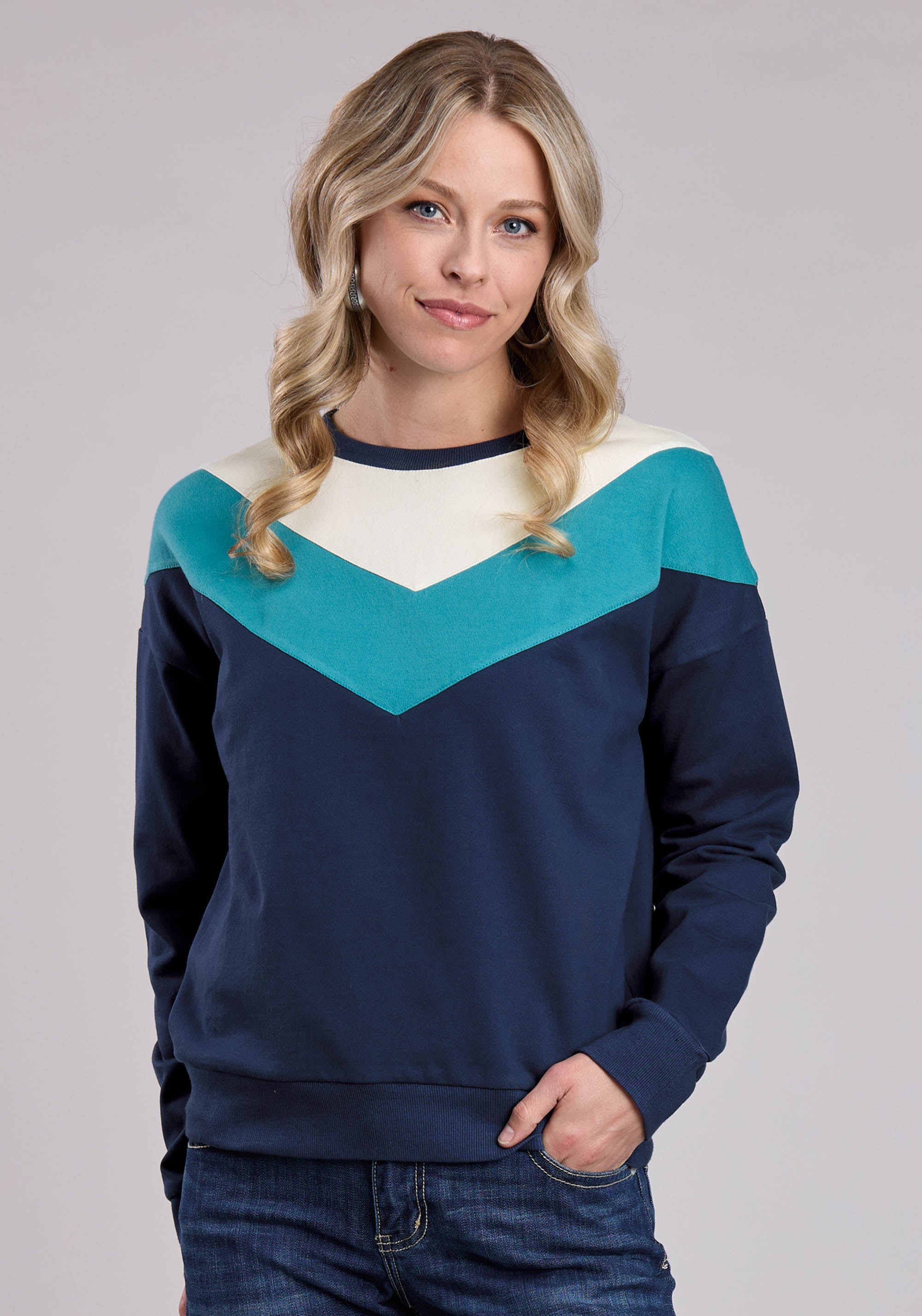 Roper Womens Long Sleeve Pullover Cotton Fleece Color Blck Sweatshirt 