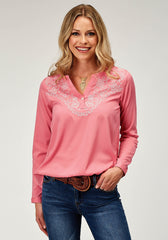 Roper Womens Long Sleeve Pullover Pink Poly Crepe V Neck Western Shirt With Embroidery Bodice And Rollable Ls - Roper