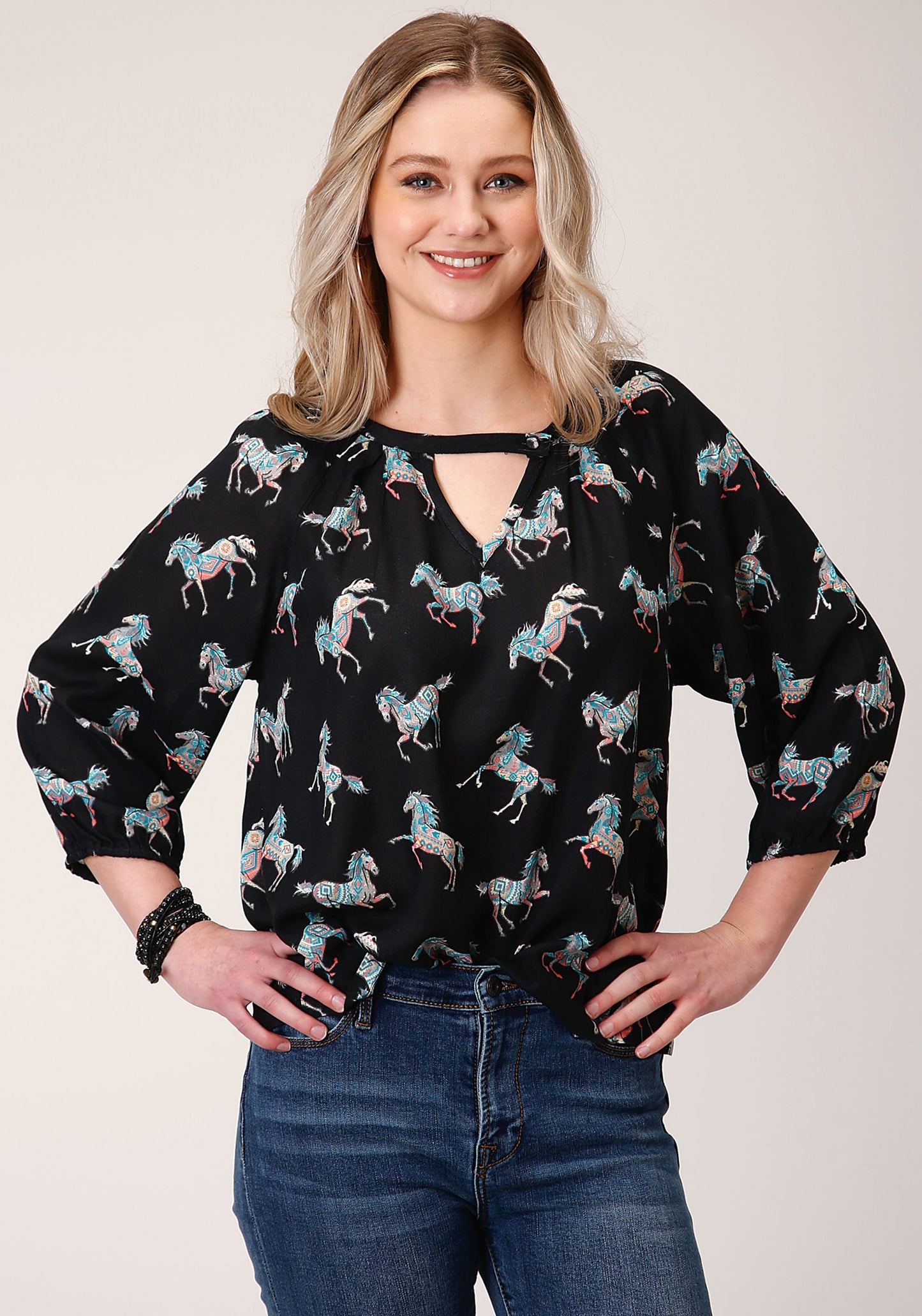 Roper Womens Long Sleeve Wild Horse Print Rayon Long Sleeve  Blouse