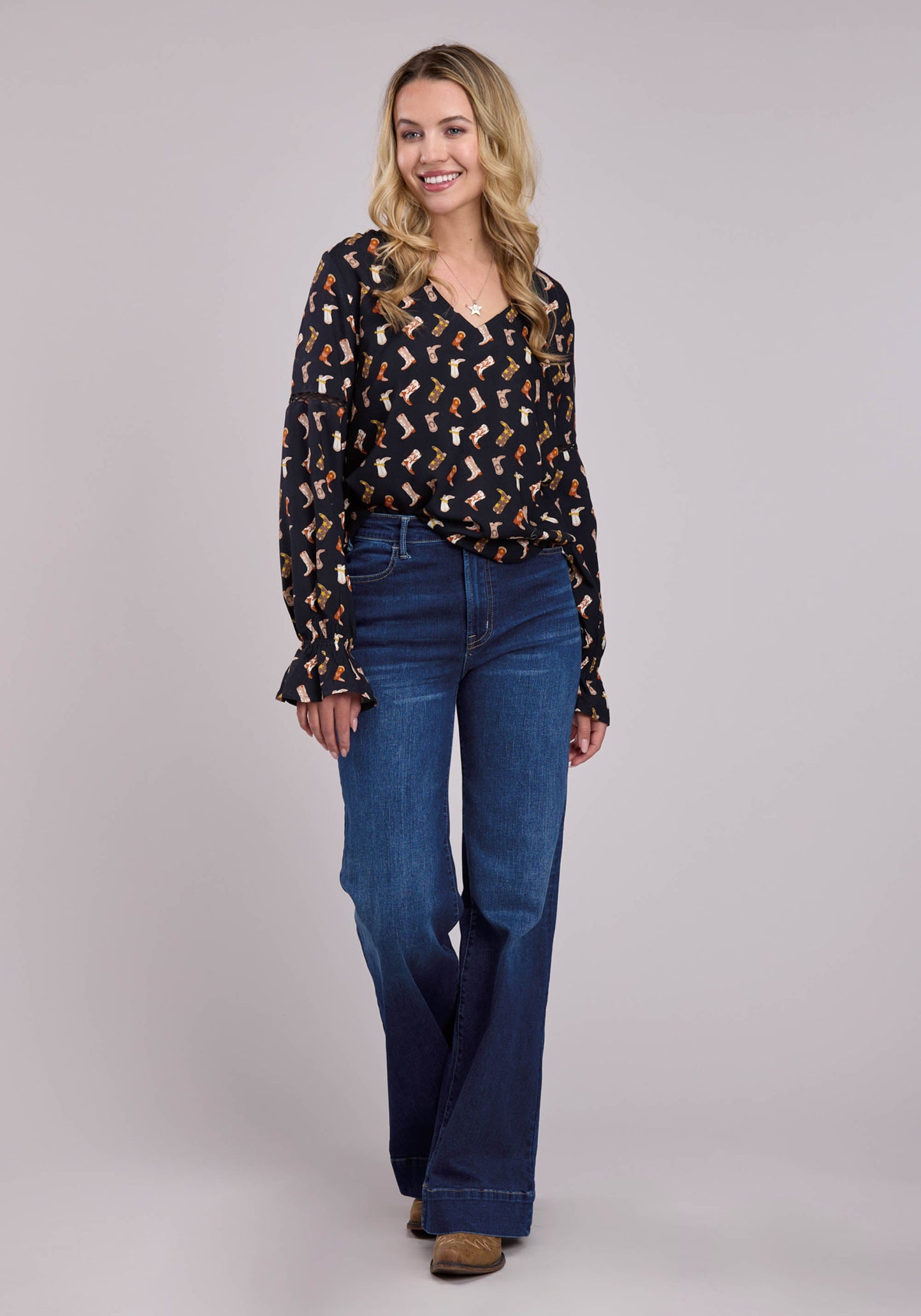 Roper Womens Long Sleeve Pullover Boot Printed Rayon Peasant Blouse Western Shirt